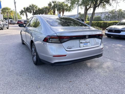 Used 2024 Honda Accord EX image 4