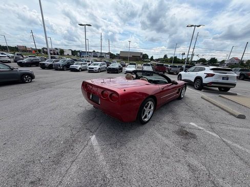 Used 2000 Chevrolet Corvette Convertible w/ Memory Pkg RWD image 5