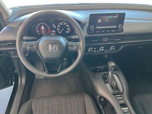 Certified 2023 Honda HR-V LX image 12