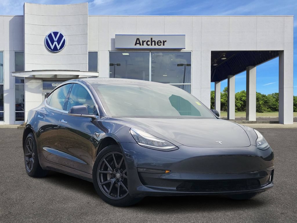 Used 2019 Tesla Model 3 Standard Range Plus RWD image 1