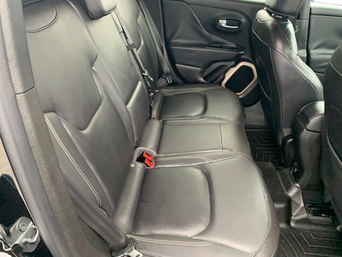 Used 2017 Jeep Renegade Limited image 35