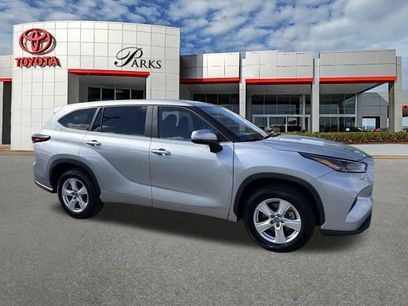 Certified 2025 Toyota Highlander LE