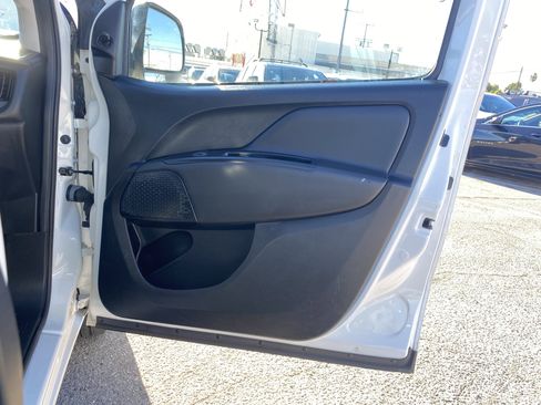 Used 2020 RAM ProMaster City Tradesman image 24