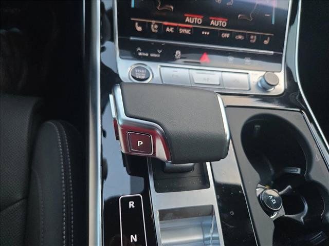 Used 2025 Audi Q8 Prestige AWD/4WD image 11