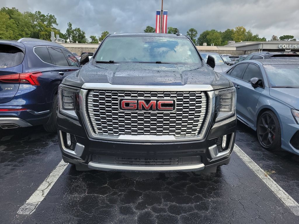 Used 2023 GMC Yukon XL Denali w/ Denali Reserve Package AWD/4WD image 2