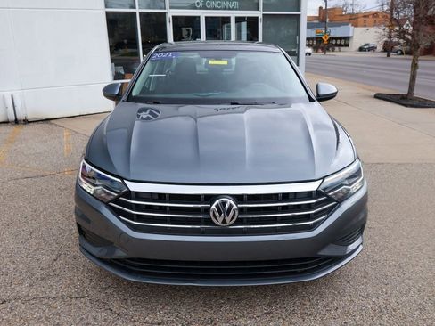 Used 2021 Volkswagen Jetta SE w/ SE Cold Weather Package image 7