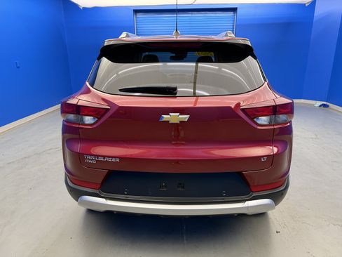 Used 2023 Chevrolet TrailBlazer LT w/ Convenience Package AWD/4WD image 6