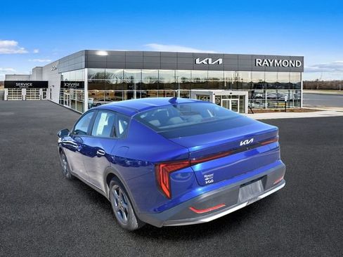 Certified 2025 Kia K4 FWD image 5
