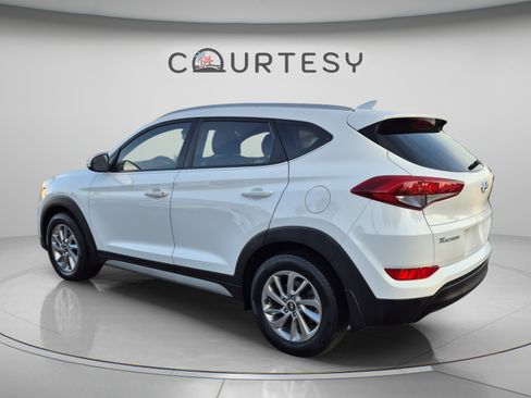 Used 2018 Hyundai Tucson SEL AWD/4WD image 3