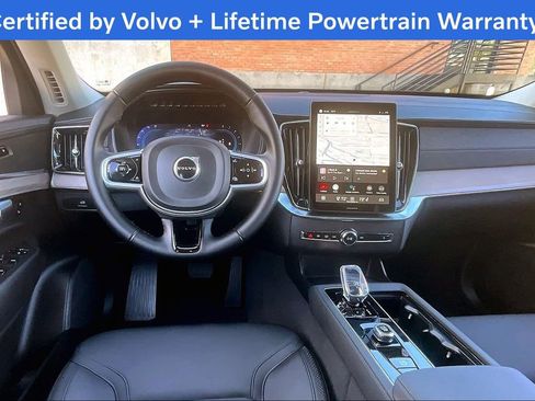 Used 2025 Volvo XC90 B6 Plus image 8