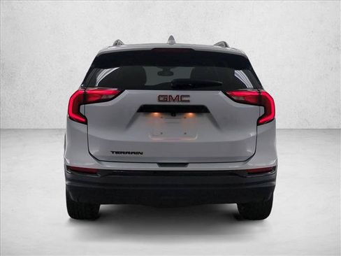 Used 2020 GMC Terrain SLT w/ Preferred Package FWD image 7