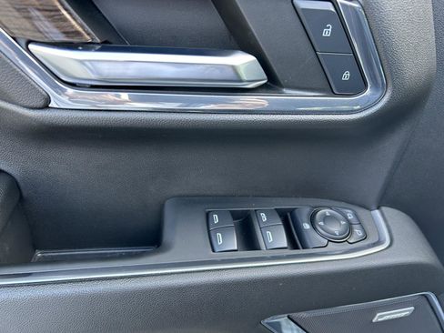 Used 2024 Chevrolet Silverado 1500 LT Trail Boss w/ Convenience Package II image 12