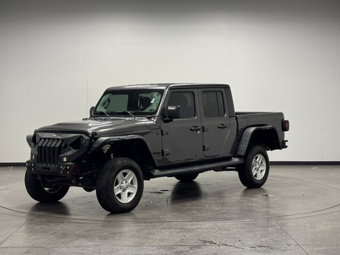 Used 2022 Jeep Gladiator Sport image 4