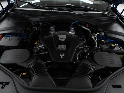 Used 2022 Maserati Levante GT image 36