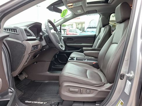 Used 2023 Honda Odyssey EX-L image 14