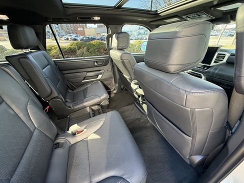 Used 2023 Toyota Sequoia Platinum image 41