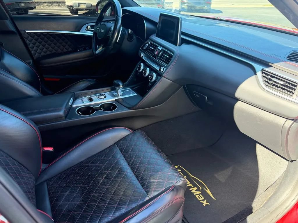 Used 2019 Genesis G70 3.3T Dynamic RWD image 8