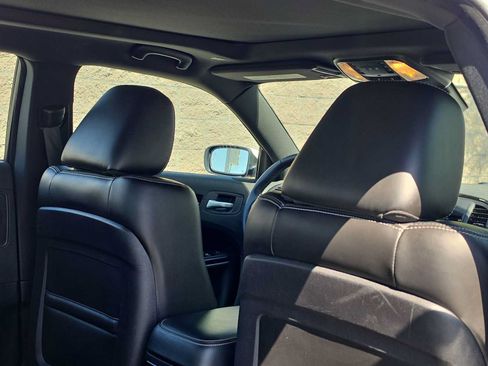 Used 2023 Chrysler 300 S RWD image 16