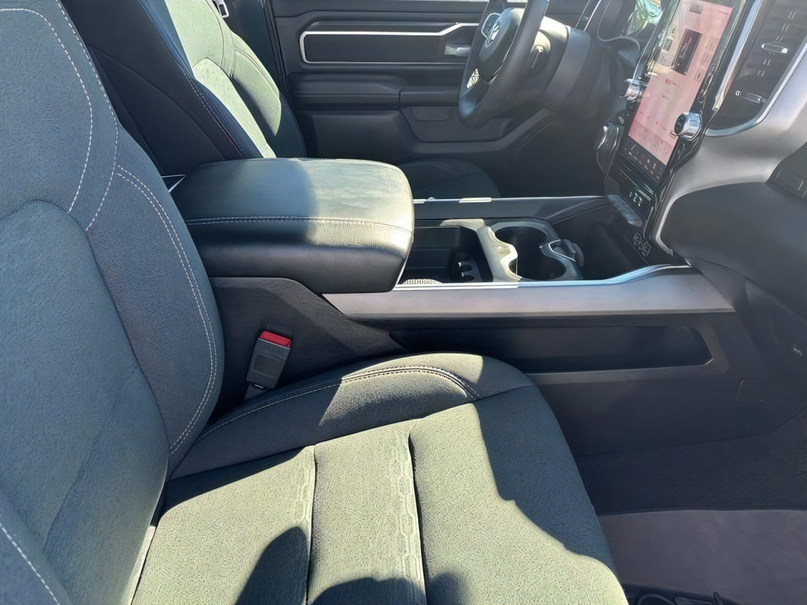 Used 2025 RAM 1500 Big Horn AWD/4WD image 29