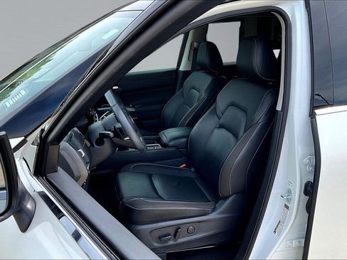 Used 2024 Nissan Pathfinder SL FWD image 21