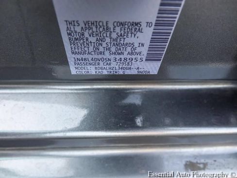 Used 2025 Nissan Altima 2.5 SV FWD image 27
