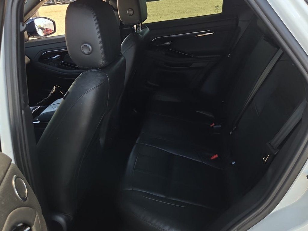 Used 2021 Land Rover Range Rover Evoque R-Dynamic S AWD/4WD image 10