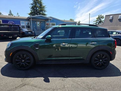 Used 2017 MINI Cooper Countryman FWD image 2