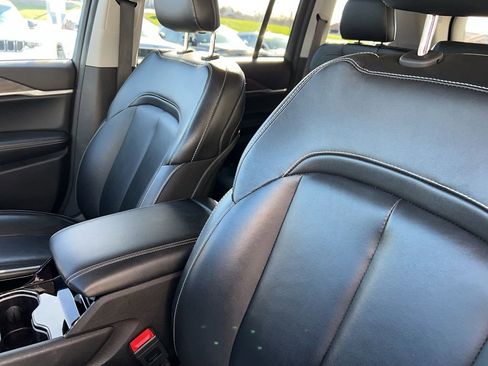 Used 2023 Jeep Grand Cherokee Limited image 8