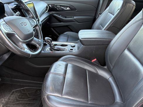 Used 2022 Chevrolet Traverse RS AWD/4WD image 11