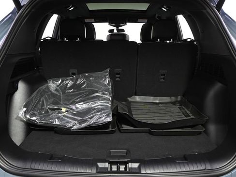 Used 2024 Ford Escape ST-Line w/ Tech Pack #1 AWD/4WD image 19