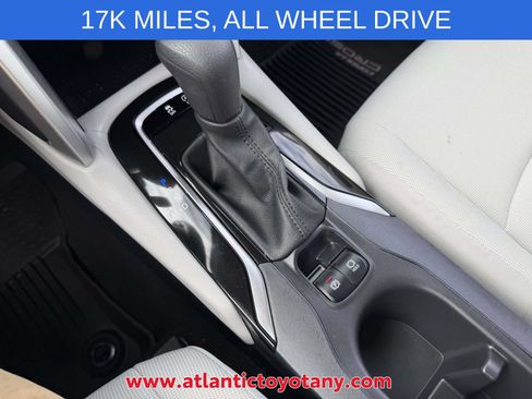 Used 2023 Toyota Corolla Cross L AWD/4WD image 22