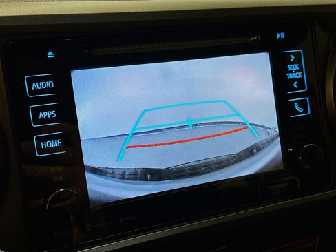 Used 2019 Toyota Tacoma TRD Sport image 23