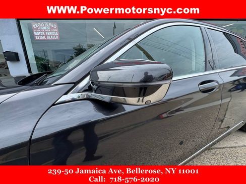 Used 2022 BMW 740i xDrive AWD/4WD image 12