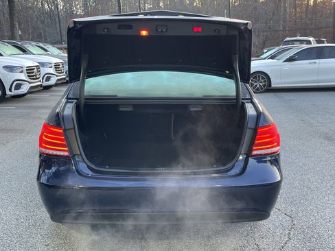 Used 2014 Mercedes-Benz E 350 Sedan image 10