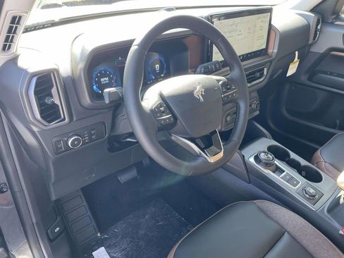 New 2025 Ford Bronco Sport Outer Banks image 16