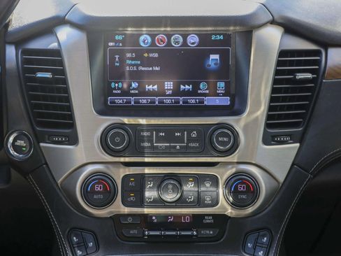 Used 2020 GMC Yukon XL Denali image 20