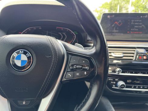 Used 2020 BMW 530i xDrive w/ Convenience Package image 26