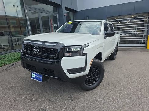 Used 2026 Nissan Frontier SV w/ Tow Package AWD/4WD image 2