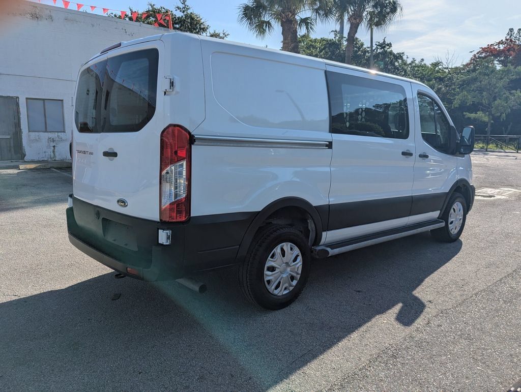 Used 2025 Ford Transit 250 Low Roof w/ Exterior Upgrade Package RWD image 7