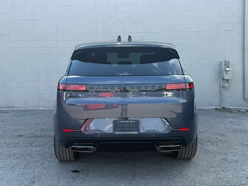 Used 2024 Land Rover Range Rover Sport Autobiography AWD/4WD image 8