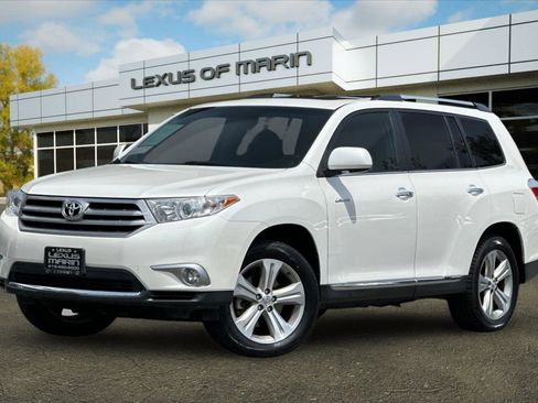 Used 2013 Toyota Highlander Limited AWD/4WD image 1