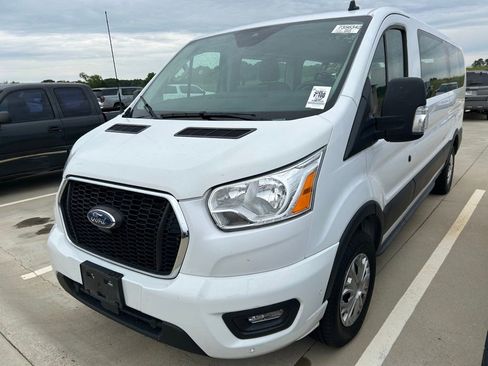 Used 2022 Ford Transit 350 XLT RWD image 13