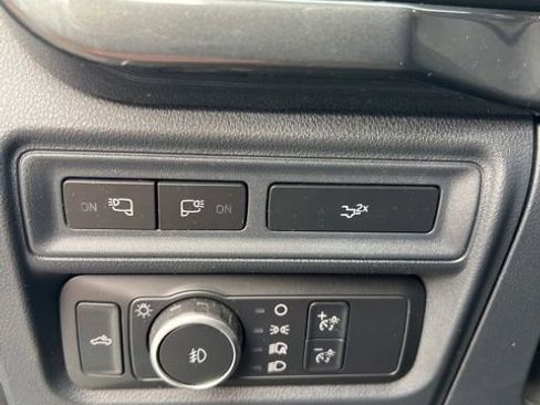 Used 2022 Ford F150 XLT w/ Equipment Group 302A High AWD/4WD image 10