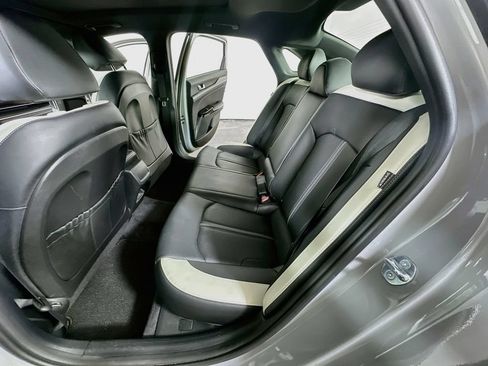 Used 2026 Kia K5 GT-Line w/ GT-Line Premium Package FWD image 16