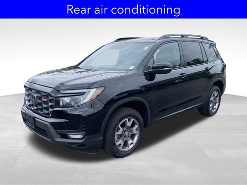 Certified 2023 Honda Passport TrailSport image 5