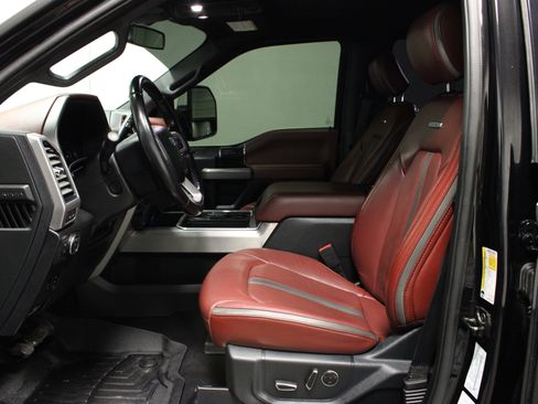 Used 2020 Ford F250 Platinum w/ FX4 Off-Road Package image 16