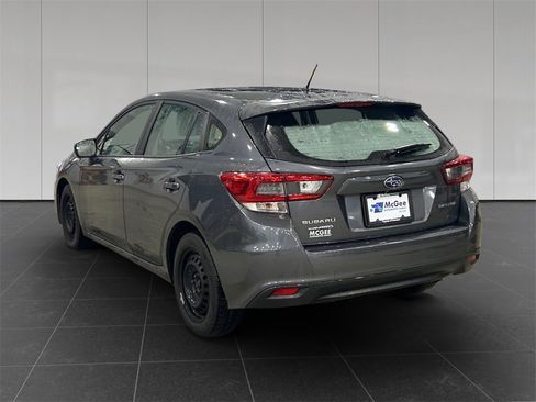 Used 2021 Subaru Impreza 2.0i image 3