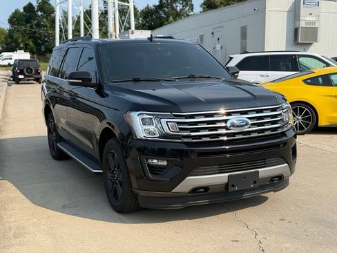 Used 2021 Ford Expedition XLT AWD/4WD image 4