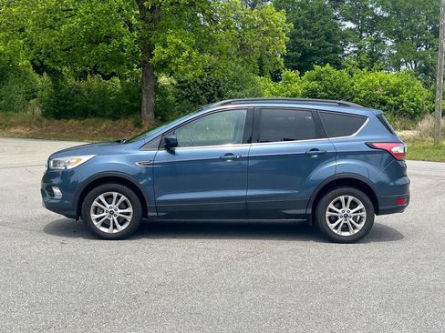 Used 2018 Ford Escape SEL AWD/4WD image 3