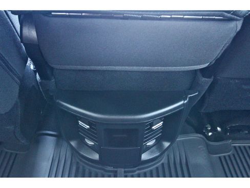 Used 2024 RAM 2500 Tradesman w/ Chrome Appearance Group AWD/4WD image 15